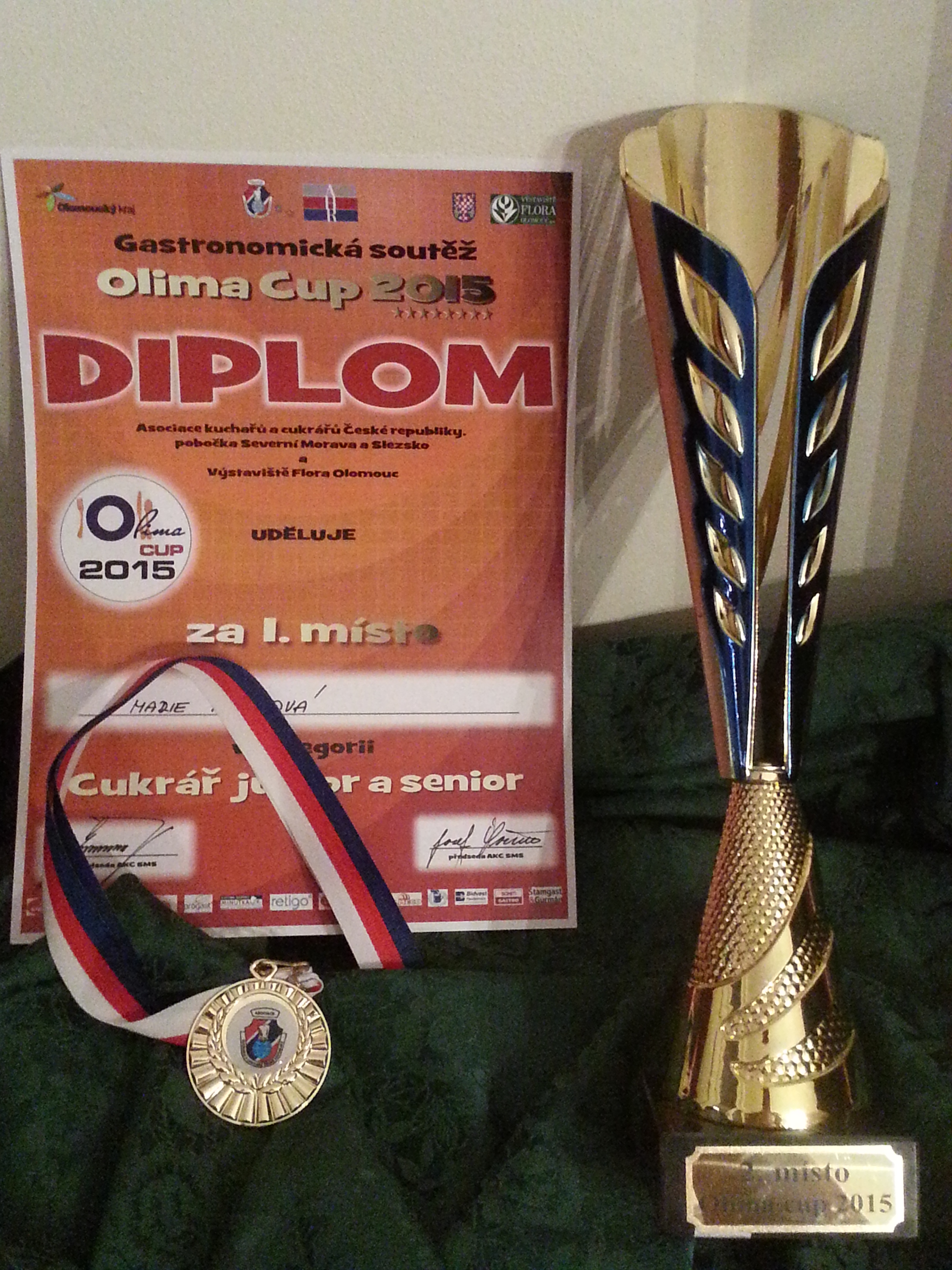 2. a 1. místo na OLIMA Cup 2015, Olomouc, pořadatel soutěže: Asociace kuchařů a cukrářů